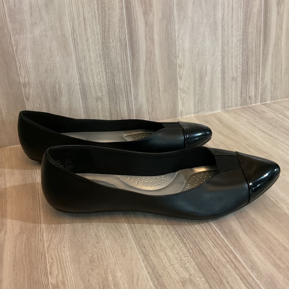 Dexflex Comfort Womens Black Pointed Cap Toe Ballet Flats Shoes 11W 165220